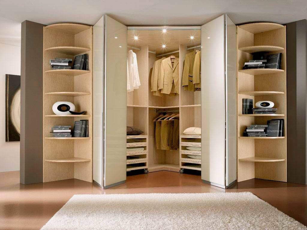 Угловые шкафы в спальню (79 фото): идеи дизайна маленьких встраиваемых гарнитуров и модульных шкафов с зеркалом, чертежи угловых шифоньеров
