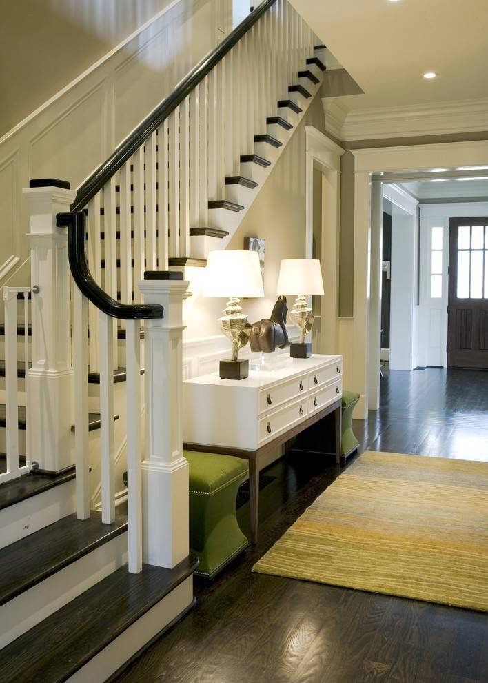 Дизайн коридора с лестницей в частном доме: советы и рекомендации