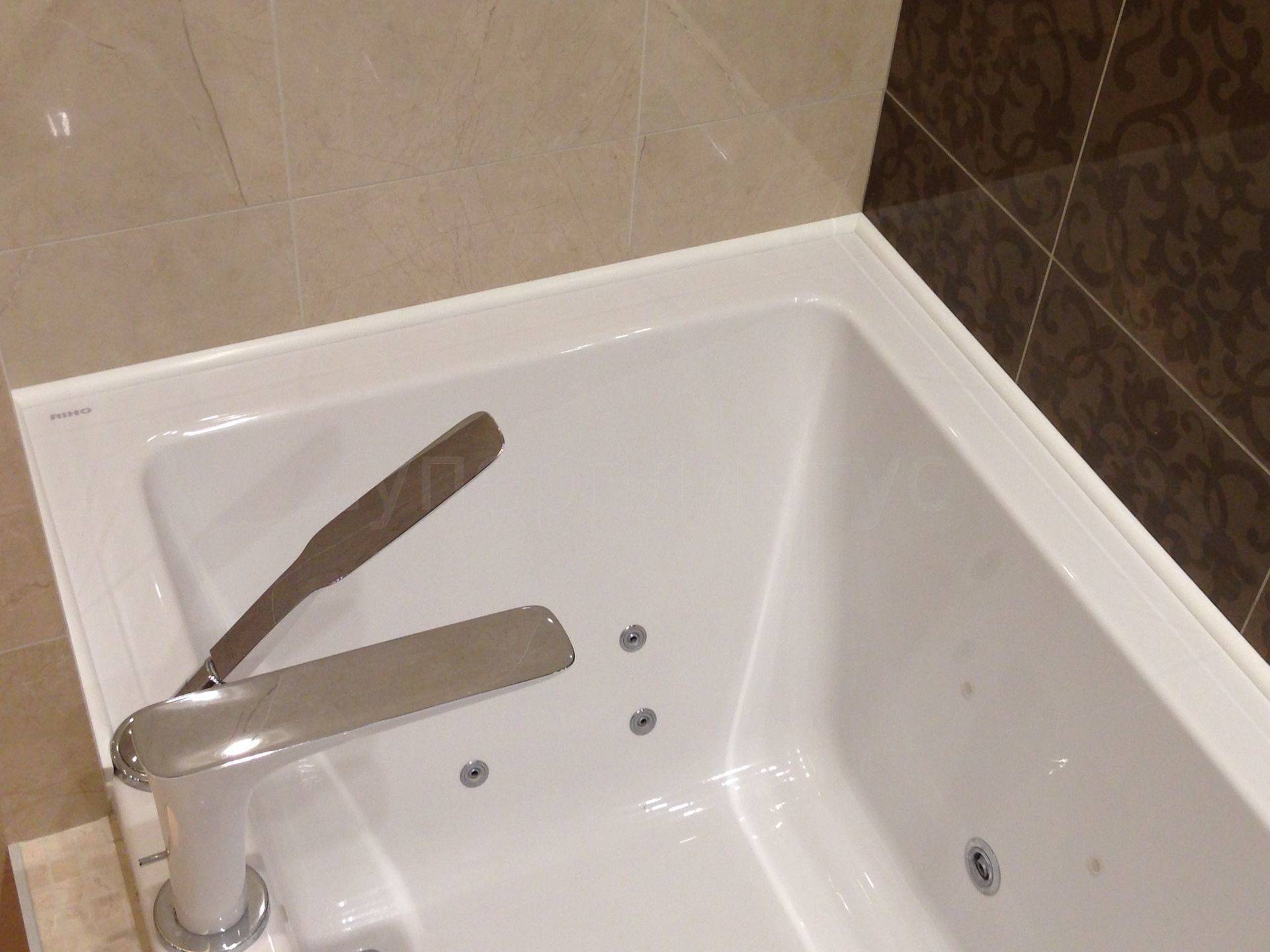 Чем заделать щель между акриловой ванной и стеной из плитки. герметизация стыка между акриловой ванной и стеной | идеи дизайна интерьера