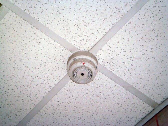Пожарные извещатели за подвесным потолком: правила установки