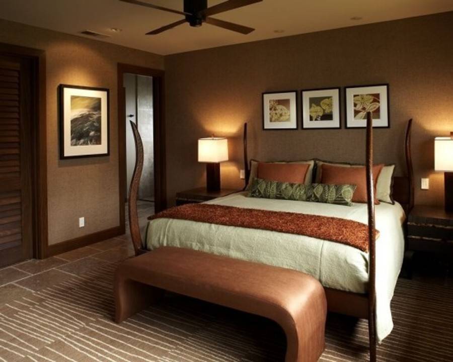 Спальня в коричневых тонах (70 фото): шторы и обои шоколадного цвета в дизайне интерьера, бело- и бежево-коричневый цвета, темно-коричневая кровать и другая мебель
