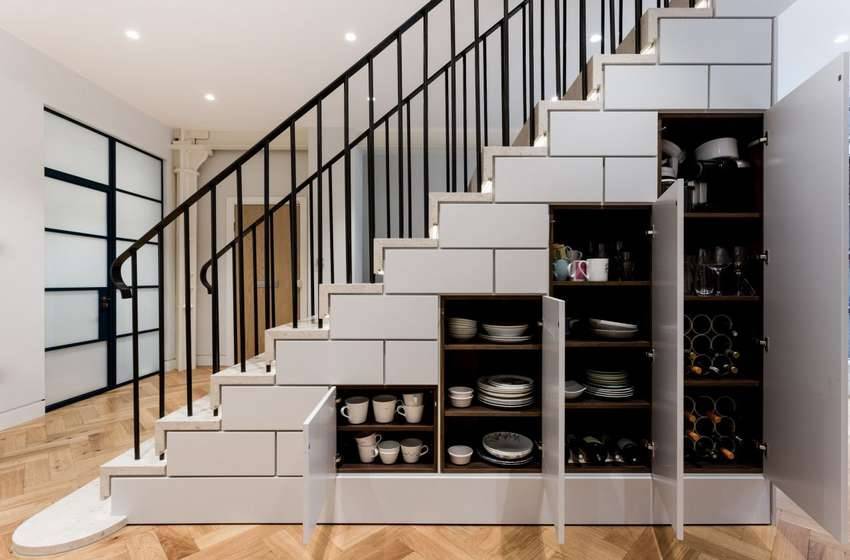 Лестницы в современном стиле – отличительные особенности и материалы изготовления