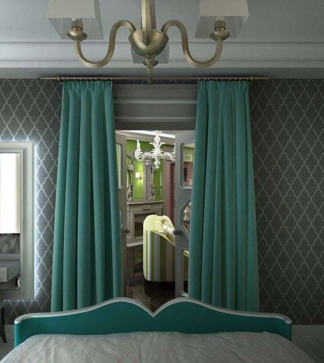 Бирюзовые шторы в дизайне интерьера разных комнат