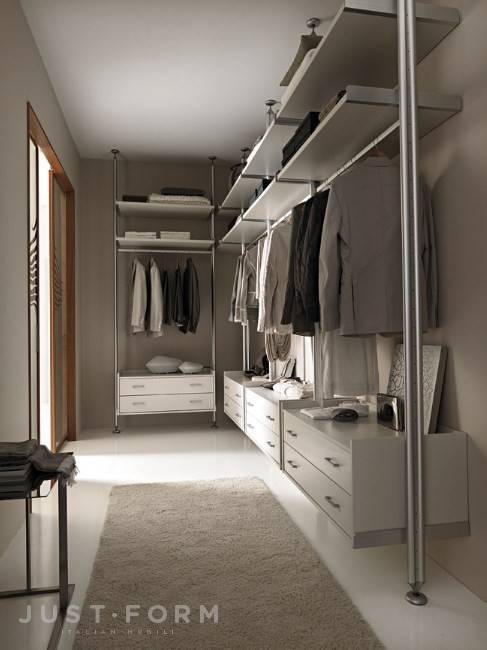 Дизайн-проекты гардеробных комнат (90 фото): маленькие угловые в прихожей, на 1, 2, 3, 4 и 5 кв м в квартире