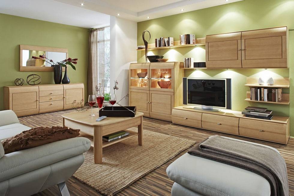 Рекомендации по выбору дизайна деревянной мебели в гостиную