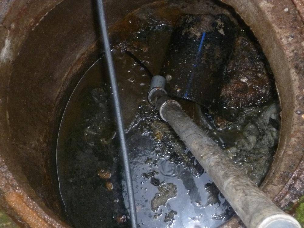 Как прочистить канализационные трубы в частном доме