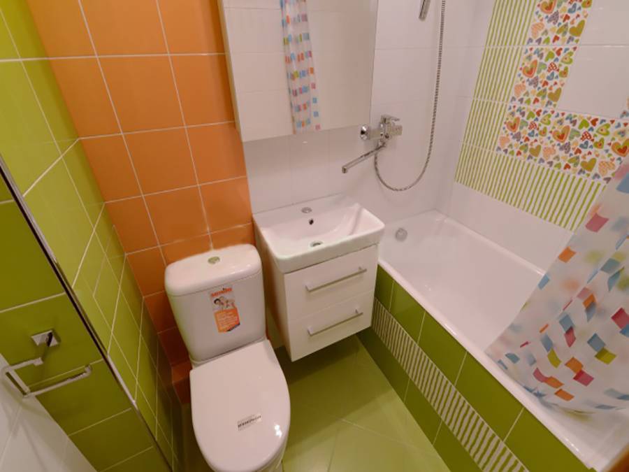 Дизайн ванной в хрущевке со стиральной машиной (14 фото)