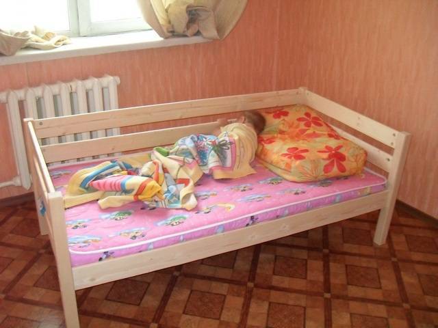 Детская кровать своими руками: как создать удобное и долговечное спальное ложе