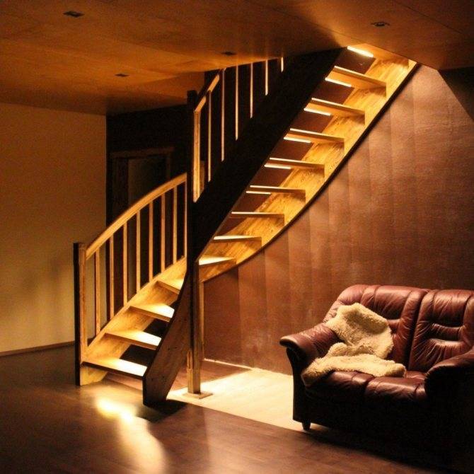 Уличные лестницы в дом: наружные лестницы в частном доме из дерева, фото