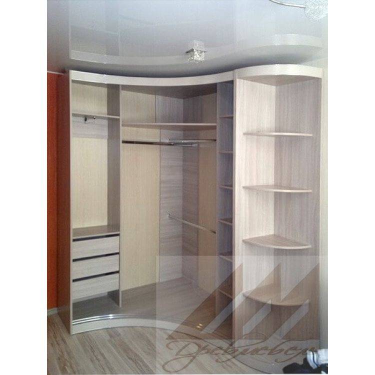 Угловой шкаф в спальню (123 фото): идеи дизайна, размеры, маленький и большой для одежды шифоньер, белый встроенный и модульный