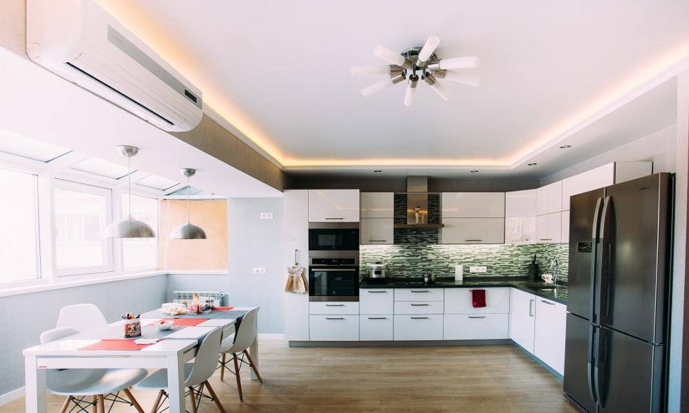 Правильное освещение в кухне с натяжными потолками + фото, видео