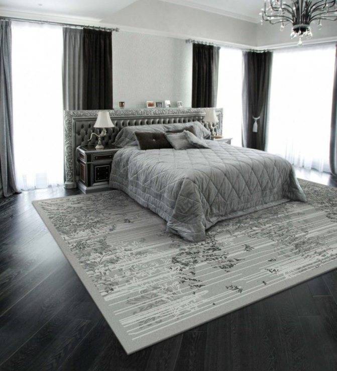 Ковер в спальню (57 фото): как выбрать прикроватные коврики, чтобы они вписывались в интерьер? как правильно постелить ковер на пол у кровати?