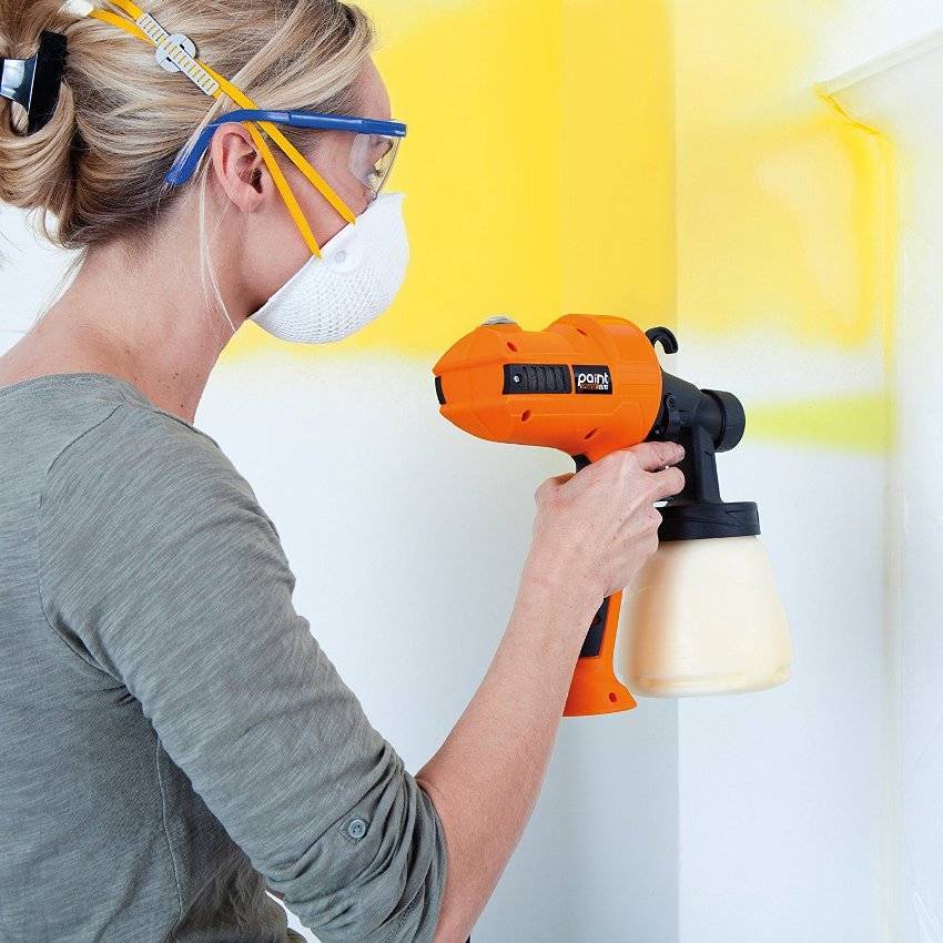 Какой краскопульт выбрать для покраски стен: электрический или безвоздушный, как выбрать компрессор для механизированной покраски водоэмульсионкой