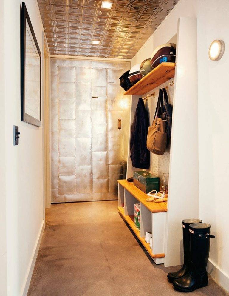 Прихожая в стиле лофт (76 фото): вешалка и мебель в интерьере маленького коридора, дизайн прихожей с кирпичной стеной, выбираем банкетки и шкафы