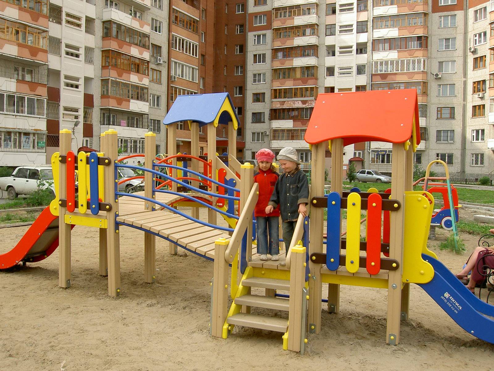 Установка детской игровой площадки своими руками. какой должна быть детская площадка во дворе?
