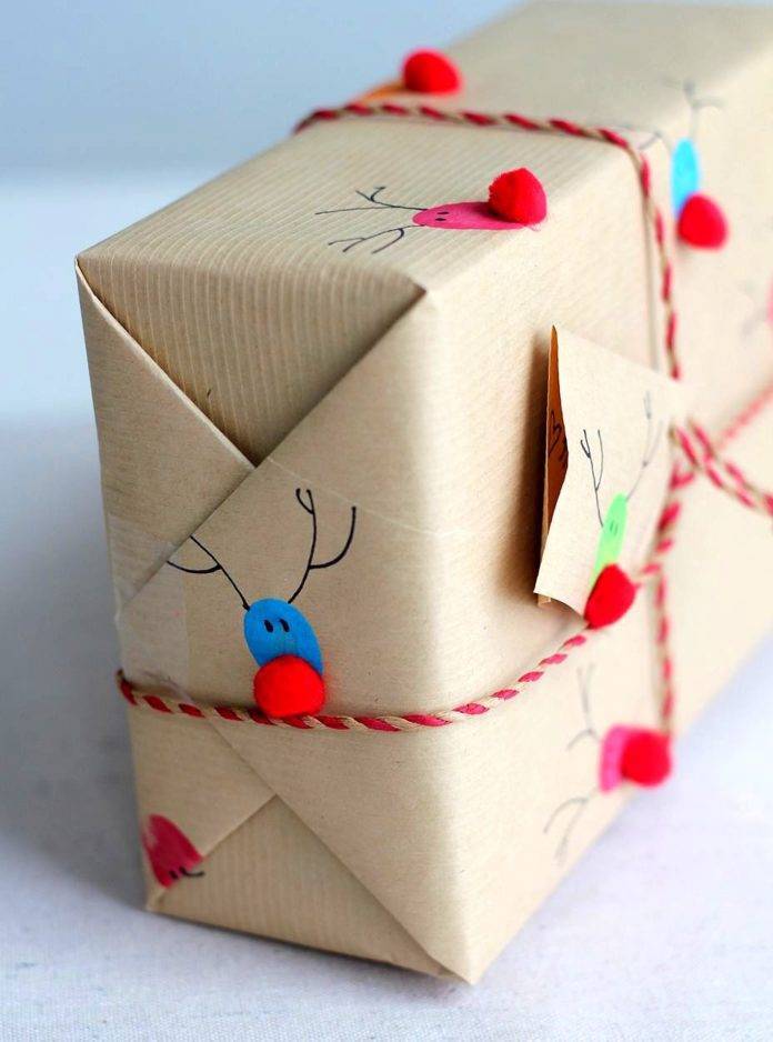 Как упаковать большой подарок? оригинальные идеи красивой упаковки подушек и других объемных подарков в подарочную бумагу своими руками