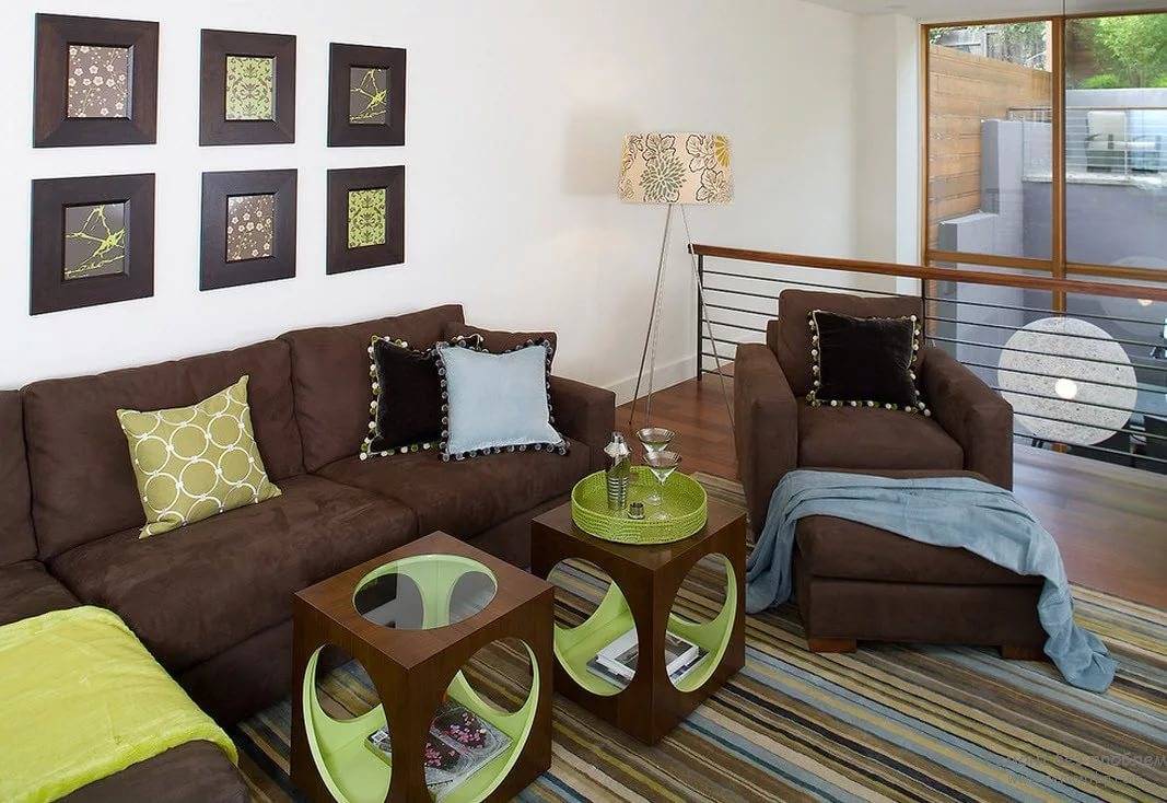 Коричневый диван в интерьере: критерии выбора, идеи для дизайна