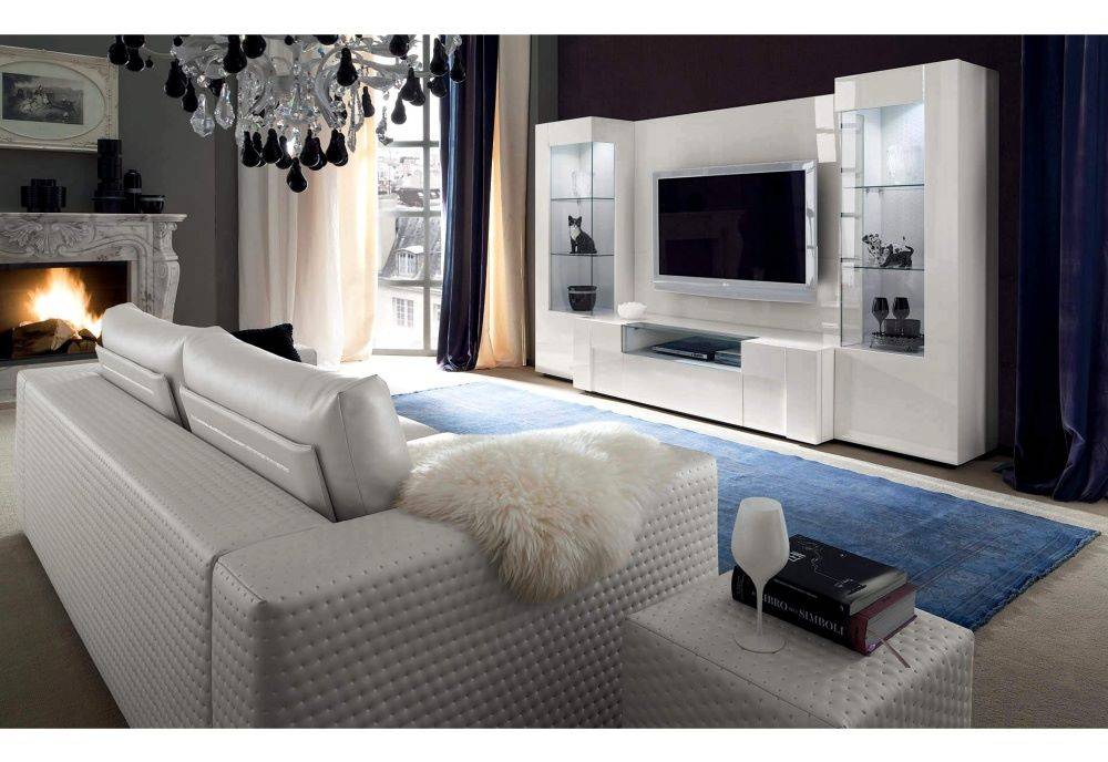 Корпусная мебель для гостиной: красивые варианты в интерьере