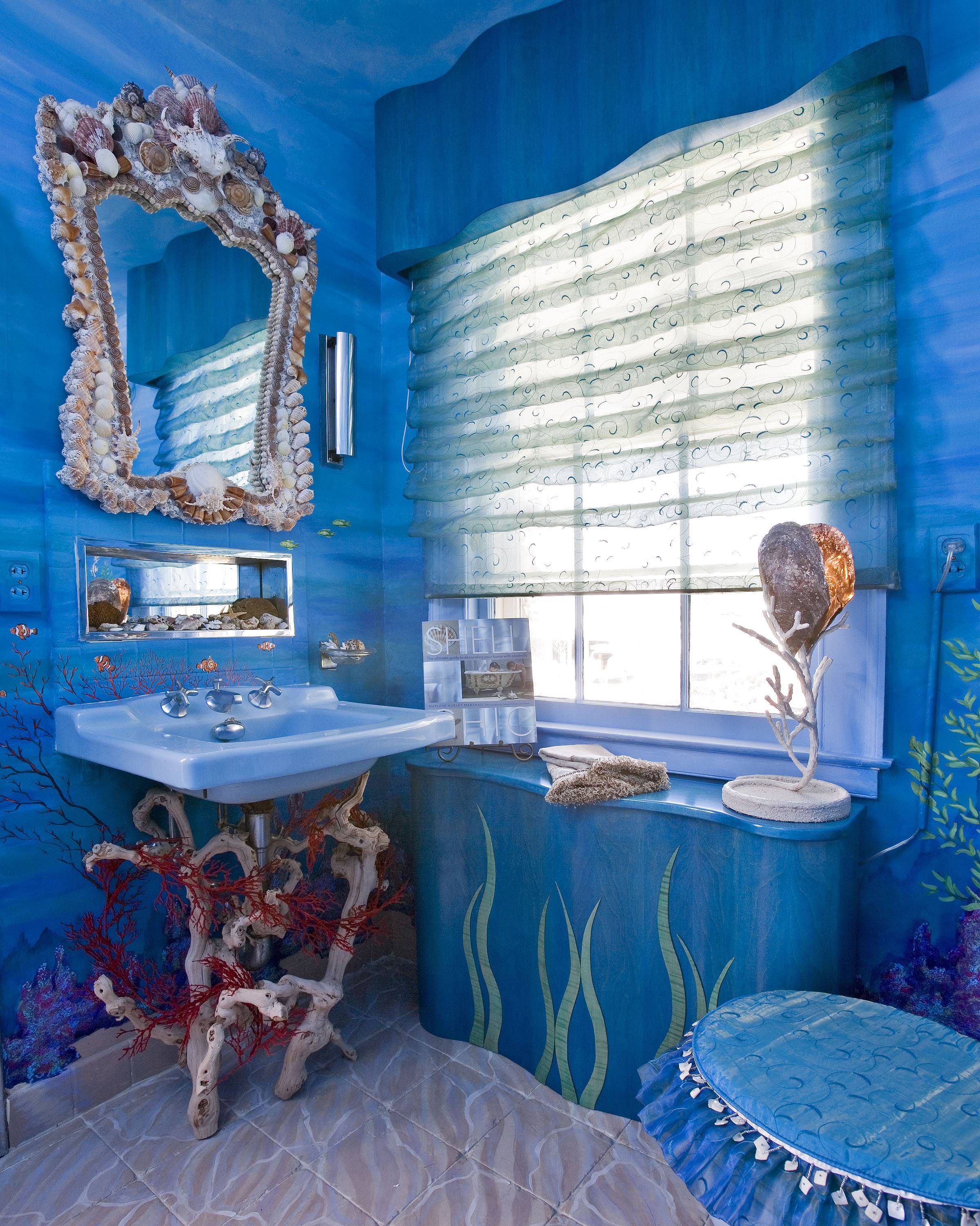 Интерьер ванной в морском стиле. 25 фото