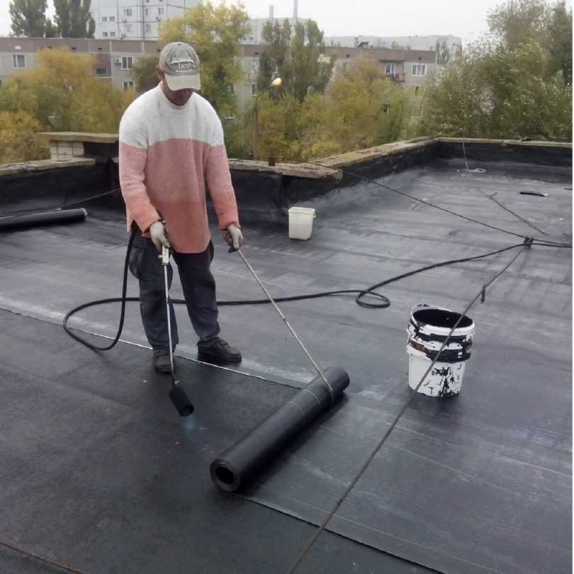 Как укладывать рубероид на крышу