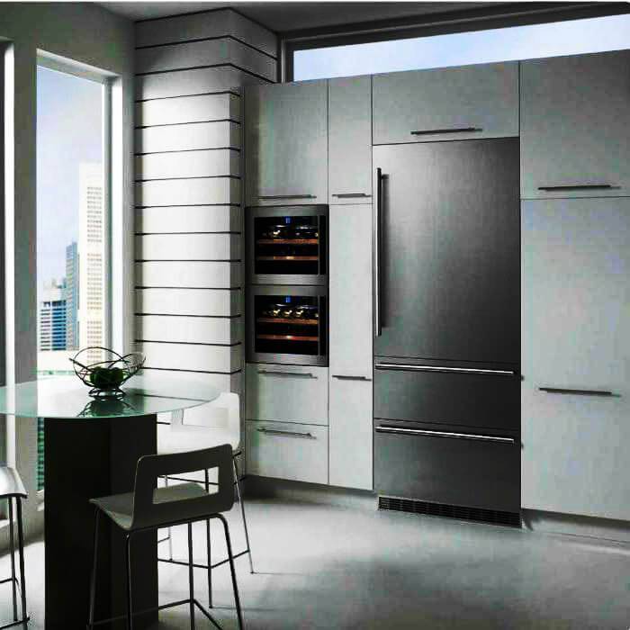 Шкаф для холодильника: как встроить в кухонный гарнитур, размеры