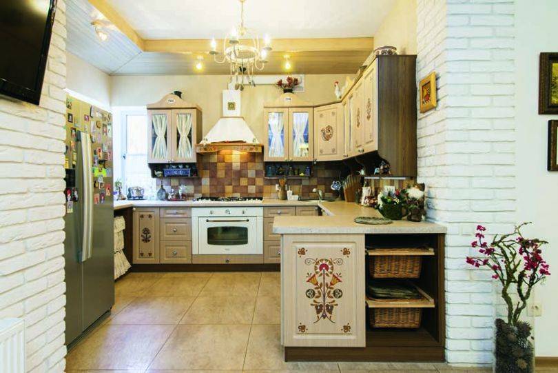 Кухня в украинском стиле – делаем сами. украинский стиль в интерьере кухни: олицетворение уюта и семейных ценностей дизайн квартиры в украинском стиле