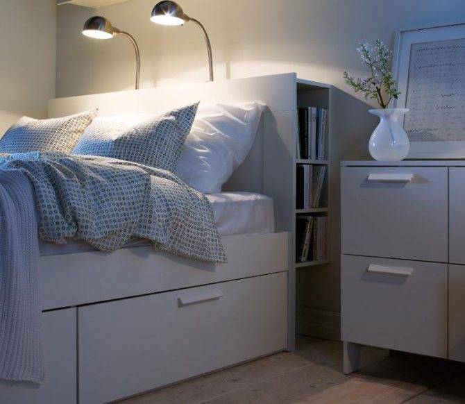 Комоды в спальню: фото угловых в интерьере, широкие и длинные, красивый белый шкаф, размеры современной мебели