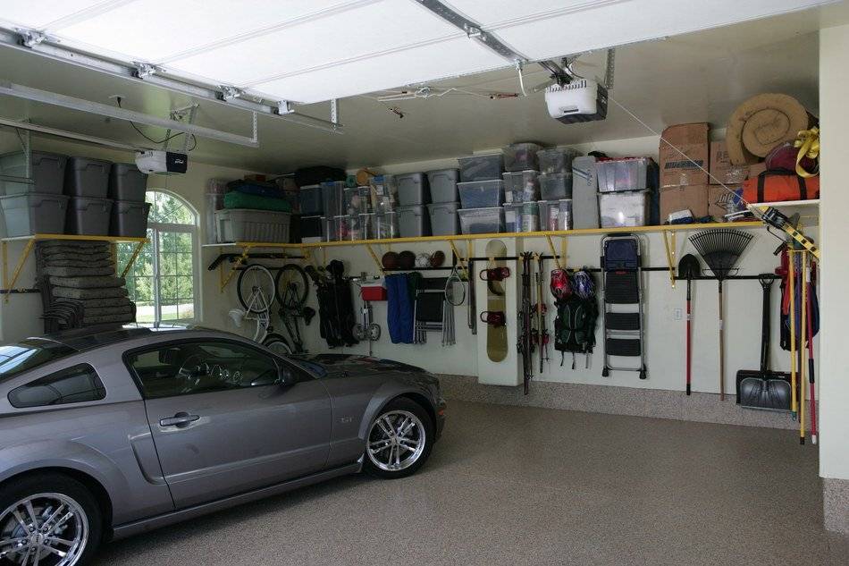 Как обустроить гараж внутри своими руками, приспособления и полезные самоделки