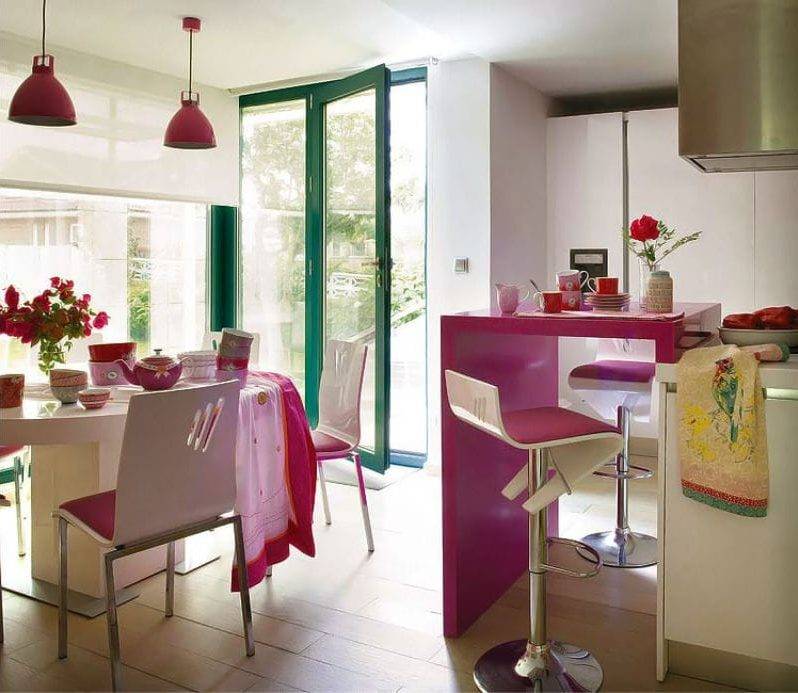 Розовая кухня: как не испортить интерьер