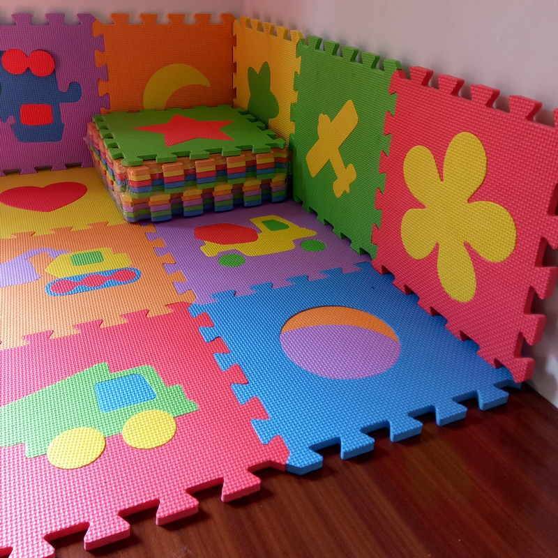 Мягкий коврик-пазл для детской комнаты