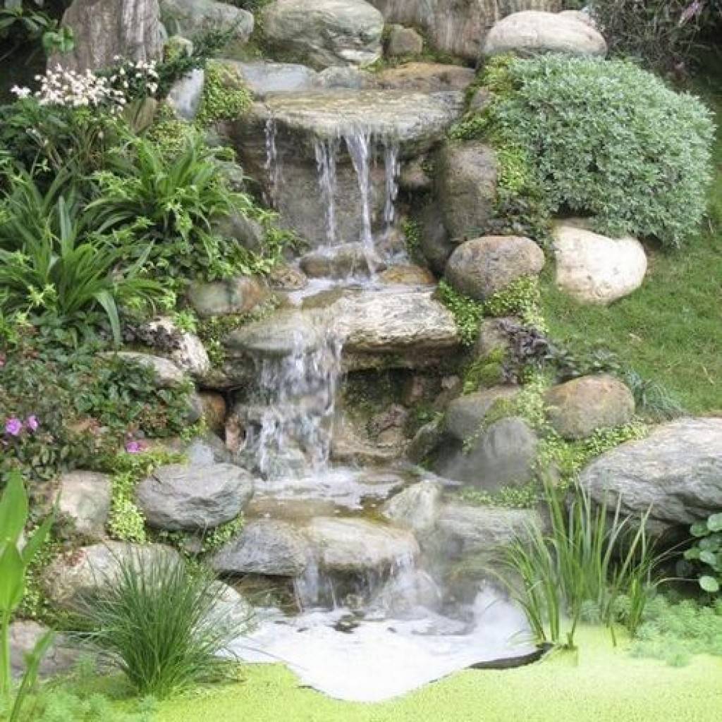 Искусственный водопад в саду своими руками: пошаговая инструкция