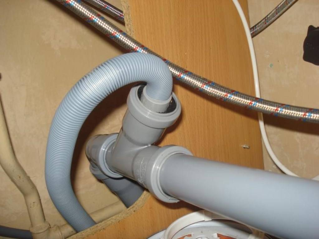 Подключение посудомоечной машины к канализации: как подключить слив в канализацию, подсоединение и схема