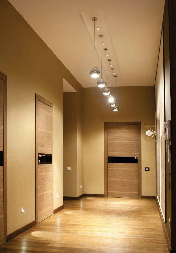 Как выбрать освещение для прихожей и коридора? (55 фото)