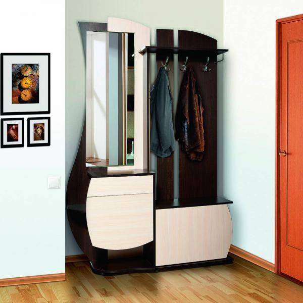 Маленькие шкафы для одежды: мини-модели для прихожей и коридора, небольшие мебельные изделия для комнаты