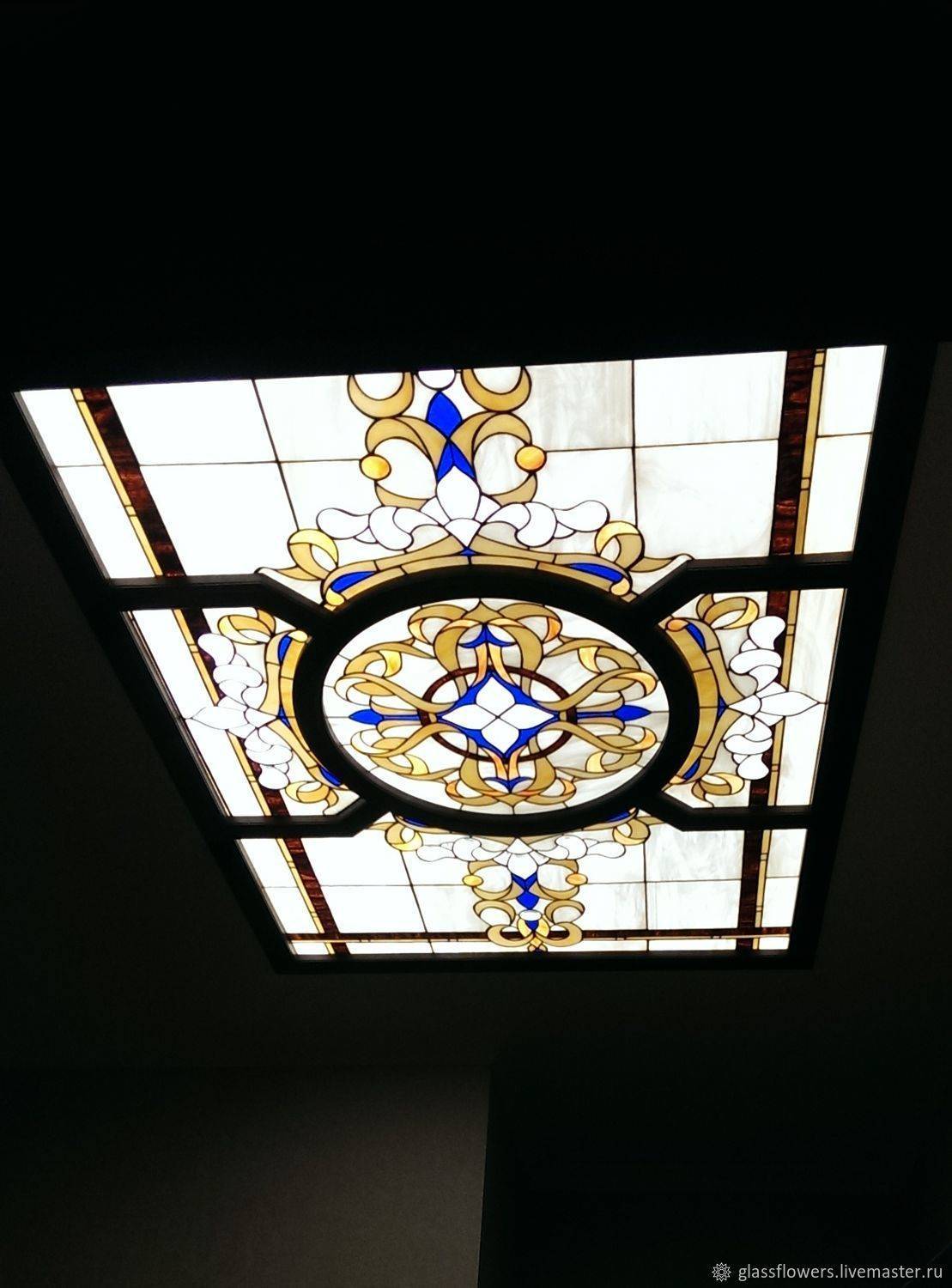 Витражный потолок с подсветкой тиффани: фото, цена пленки, система профилей и монтаж