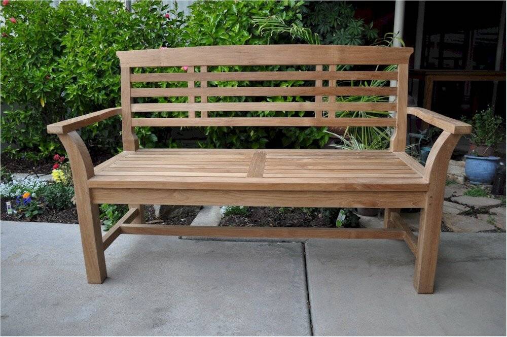 Садовая скамейка – полезное украшение дачного участка ·